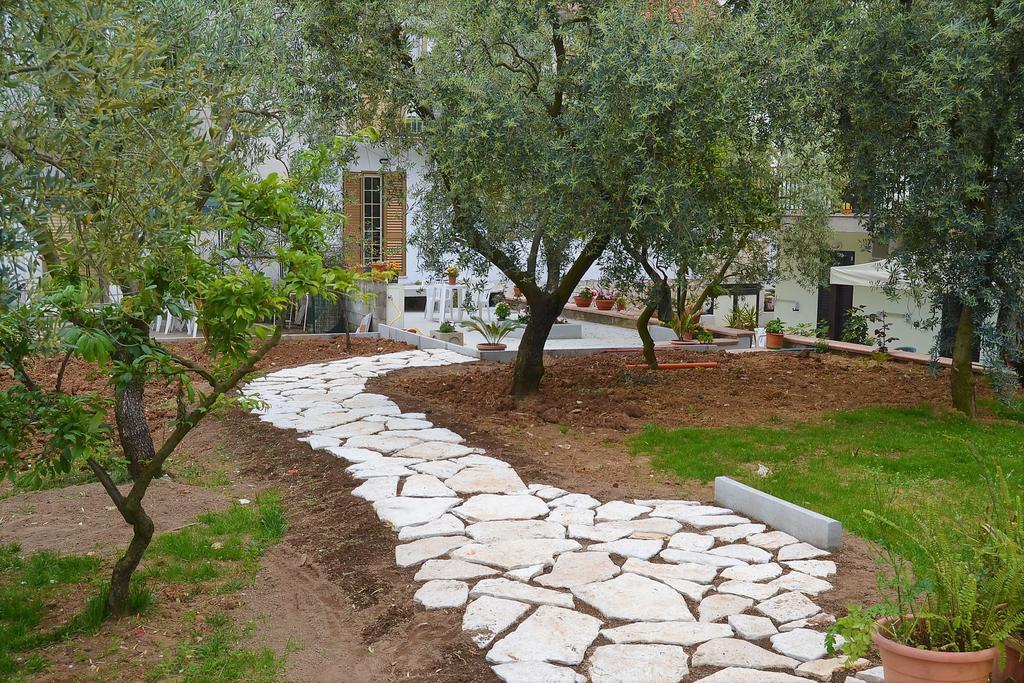 Il Girasole Formia Guesthouse Rooms Exterior photo